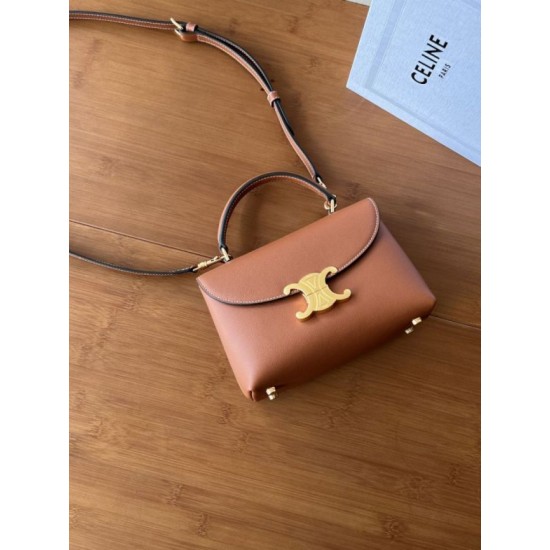 Qualità perfetta Replica Borsa Celine Teen Nino con manico superiore in pelle di vitello liscia Marrone Imitazioni Outlet Repliche Borsa Celine Teen Nino con manico superiore in pelle di vitello liscia Marrone Imitazioni False Outlet Online