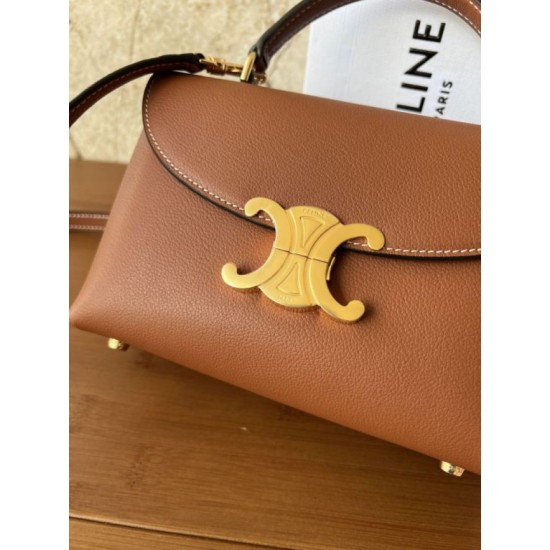 Qualità perfetta Replica Borsa Celine Teen Nino con manico superiore in pelle di vitello liscia Marrone Imitazioni Outlet Repliche Borsa Celine Teen Nino con manico superiore in pelle di vitello liscia Marrone Imitazioni False Outlet Online
