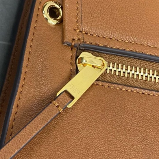 Repliche Borsa a tracolla Celine Soft Triomphe Besace Marrone Imitazioni False Outlet Online