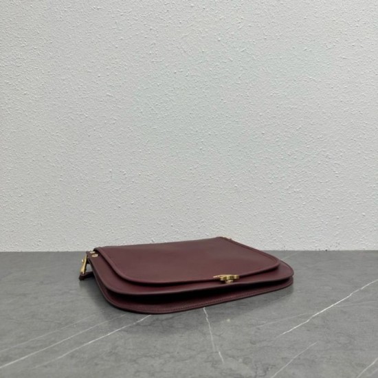 Qualità perfetta Replica Borsa a tracolla Celine Soft Triomphe Besace bordeaux Imitazioni Outlet Repliche Borsa a tracolla Celine Soft Triomphe Besace bordeaux Imitazioni False Outlet Online