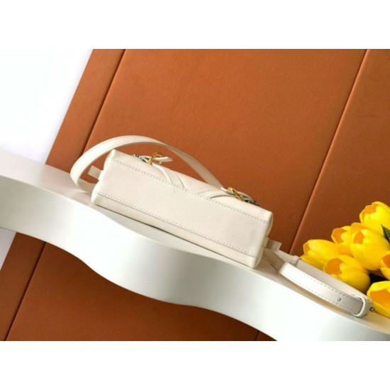 Qualità perfetta Replica Borsa a spalla Givenchy Voyou Nano beige Imitazioni Outlet Repliche Borsa a spalla Givenchy Voyou Nano beige Imitazioni False Outlet Online