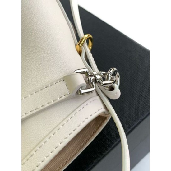 Qualità perfetta Replica Borsa a spalla Givenchy Voyou Nano beige Imitazioni Outlet Repliche Borsa a spalla Givenchy Voyou Nano beige Imitazioni False Outlet Online