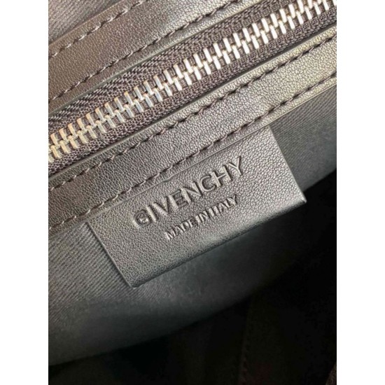 Repliche Borsa Nightingale Givenchy con dettagli a croce color argento nera Imitazioni False Outlet Online
