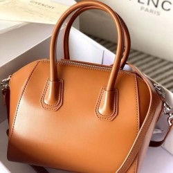 Repliche Borsa tote Givenchy Antigona Mini in pelle marrone Imitazioni False Outlet Online