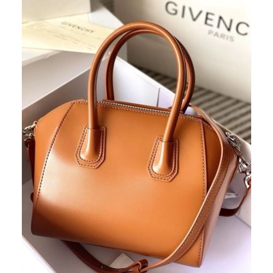 Repliche Borsa tote Givenchy Antigona Mini in pelle marrone Imitazioni False Outlet Online