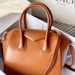 Repliche Borsa tote Givenchy Antigona Mini in pelle marrone Imitazioni False Outlet Online