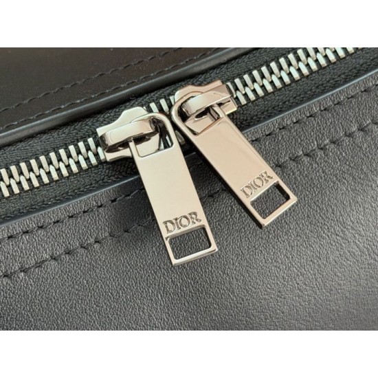 Repliche Borsa Hobo Dior Grande Dior Slider Zipped da uomo nera Imitazioni False Outlet Online