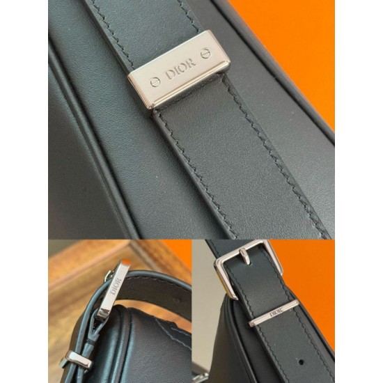 Repliche Borsa Hobo Dior Grande Dior Slider Zipped da uomo nera Imitazioni False Outlet Online