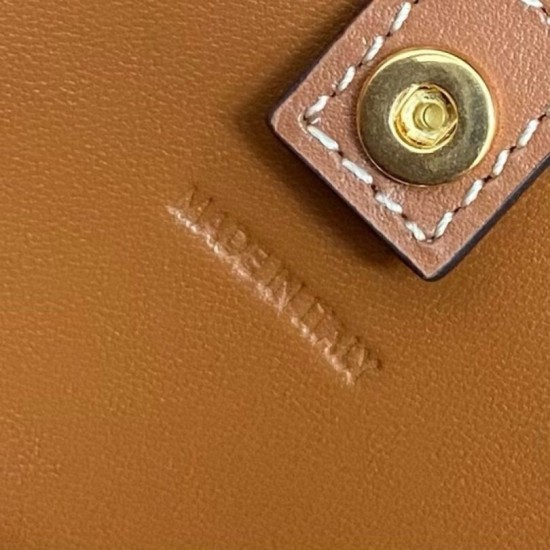 Miglior sito Replica Borsa Celine Teen Coeur Triomphe Imitazioni Outlet Online