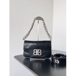 Miglior sito Replica Borsa a tracolla Balenciaga BB con patta morbida e finiture argentate Imitazioni Outlet Online