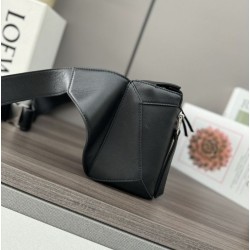 Miglior sito Replica Marsupio classico piccolo Puzzle Edge Loewe Nero Imitazioni Outlet Online