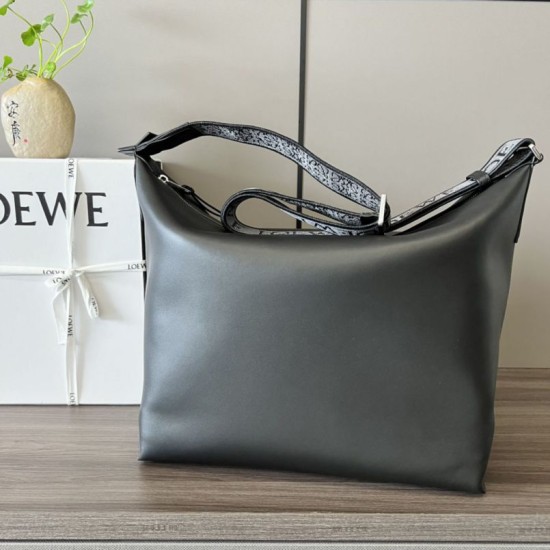 Miglior sito Replica Borsa a tracolla piccola Loewe Cubi Nero Imitazioni Outlet Online