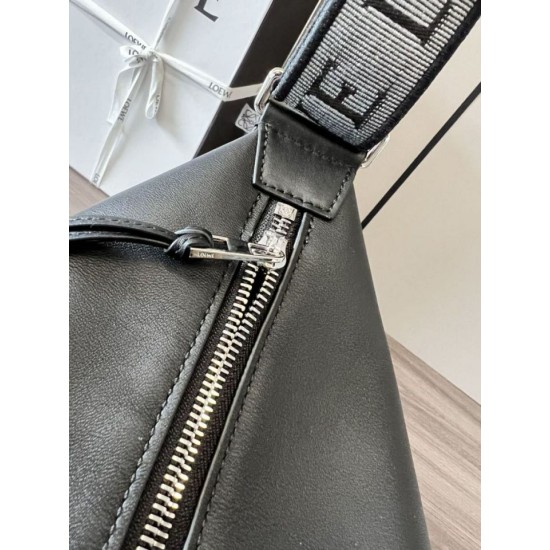 Miglior sito Replica Borsa a tracolla piccola Loewe Cubi Nero Imitazioni Outlet Online