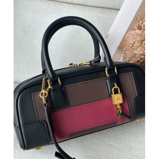 Miglior sito Replica Borsa a tracolla Loewe Amazona 23 con dettaglio lucchetto nero Imitazioni Outlet Online