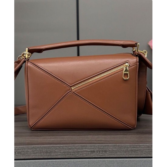 Miglior sito Replica Borsa Loewe Featherlight Puzzle piccola Caffè Imitazioni Outlet Online