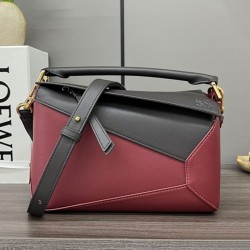 Miglior sito Replica Borsa classica bicolore Loewe Puzzle Edge piccola Nero/Rosso Imitazioni Outlet Online
