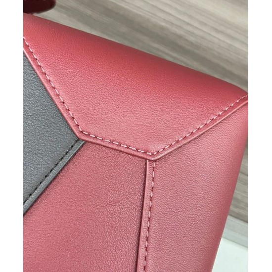 Replica Borsa classica bicolore Loewe Puzzle Edge piccola Nero/Rosso False Online Miglior sito Replica Borsa classica bicolore Loewe Puzzle Edge piccola Nero/Rosso Imitazioni Outlet Online