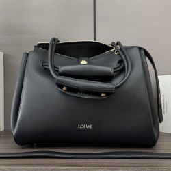 Miglior sito Replica Borsa Loewe Madrid media morbida pelle di vitello nero Imitazioni Outlet Online