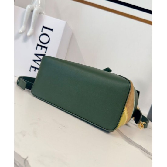 Miglior sito Replica Borsa Loewe piccola Puzzle Edge Landscape in pelle di vitello nappa Verde Imitazioni Outlet Online