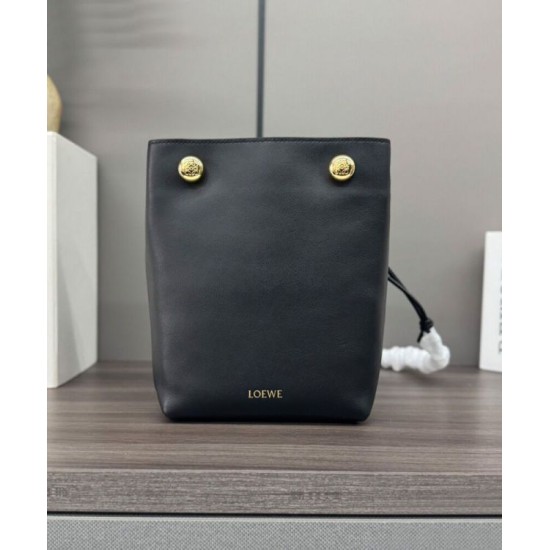 Miglior sito Replica Borse Loewe Pebble Pouch Nero Imitazioni Outlet Online