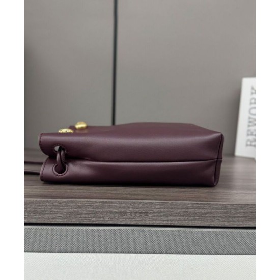 Miglior sito Replica Borse Loewe Pebble Pouch Malva Imitazioni Outlet Online