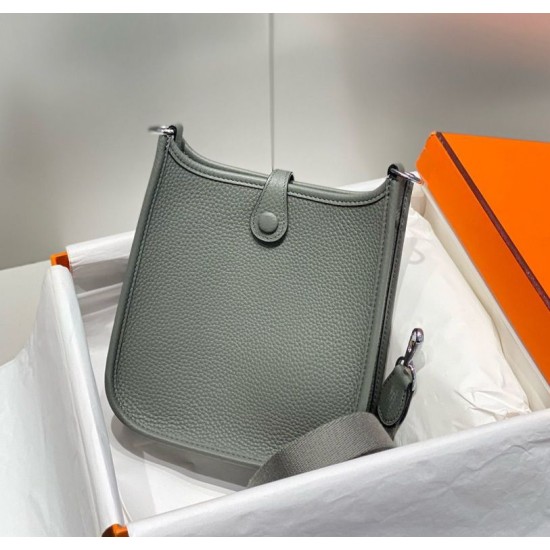Miglior sito Replica Borse Hermes Evelyne III TPM grigio Clemence Imitazioni Outlet Online