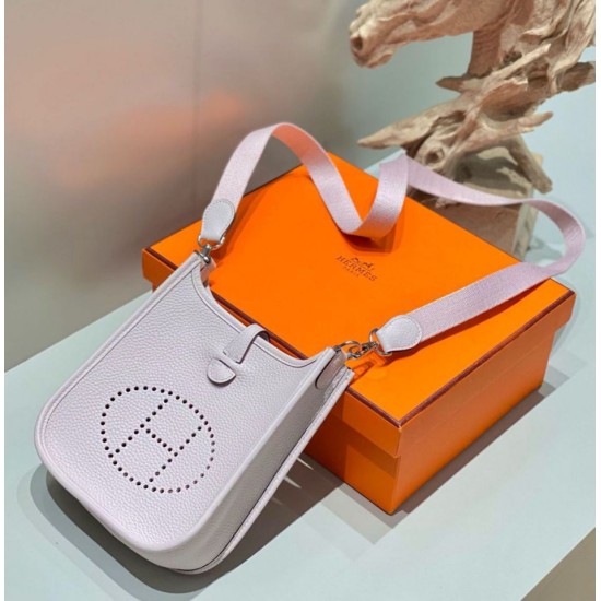Miglior sito Replica Borse Hermes Evelyne III TPM Malva Pallido Clemence Imitazioni Outlet Online