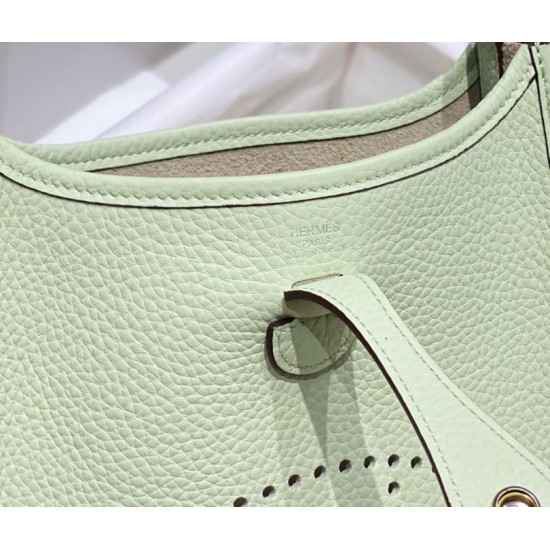 Miglior sito Replica Borse Hermes Evelyne III TPM verde Clemence Imitazioni Outlet Online