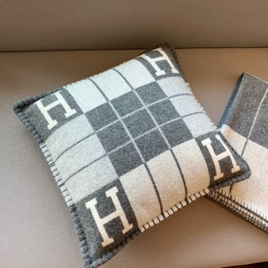 Miglior sito Replica Cuscino Hermes Avalon III piccolo Grigio Imitazioni Outlet Online