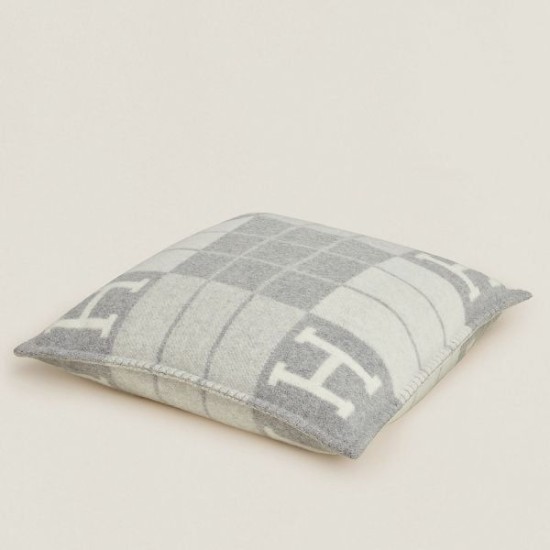 Miglior sito Replica Cuscino Hermes Avalon III piccolo Grigio Imitazioni Outlet Online