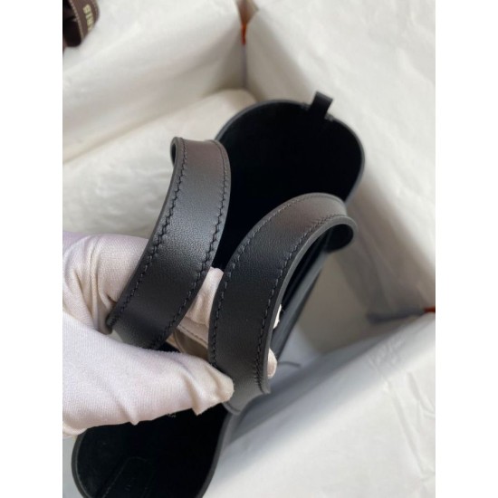 Replica Borsa Hermes In The Loop 18 fatta a mano Clemence nera False Online Miglior sito Replica Borsa Hermes In The Loop 18 fatta a mano Clemence nera Imitazioni Outlet Online