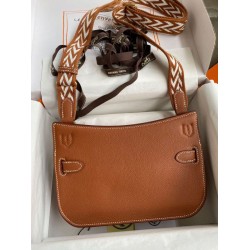 Miglior sito Replica Borsa Hermes Jypsiere Mini in pelle di vitello marrone Imitazioni Outlet Online