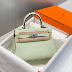 Miglior sito Replica Borsa Hermes Kelly 20cm/25cm verde Clemence Imitazioni Outlet Online