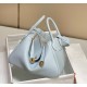 Miglior sito Replica Borsa Hermes Lindy 26 cm Blu con finiture dorate Imitazioni Outlet Online