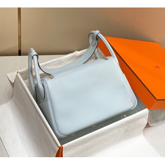 Miglior sito Replica Borsa Hermes Lindy 26 cm Blu con finiture dorate Imitazioni Outlet Online