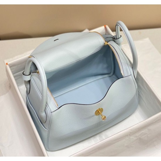 Miglior sito Replica Borsa Hermes Lindy 26 cm Blu con finiture dorate Imitazioni Outlet Online