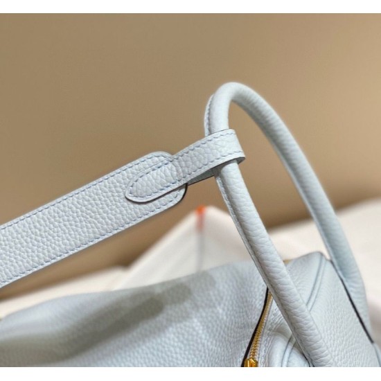 Miglior sito Replica Borsa Hermes Lindy 26 cm Blu con finiture dorate Imitazioni Outlet Online