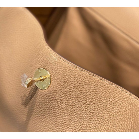 Miglior sito Replica Borsa Hermes Lindy 26 cm cammello con finiture dorate Imitazioni Outlet Online