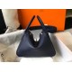Miglior sito Replica Borsa Hermes Lindy 26 cm blu navy con finiture dorate Imitazioni Outlet Online