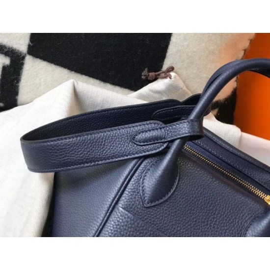 Miglior sito Replica Borsa Hermes Lindy 26 cm blu navy con finiture dorate Imitazioni Outlet Online