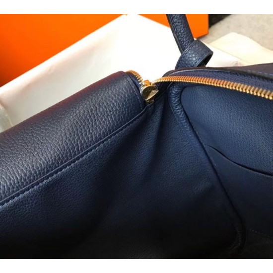 Miglior sito Replica Borsa Hermes Lindy 26 cm blu navy con finiture dorate Imitazioni Outlet Online