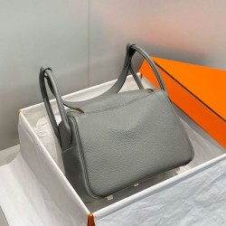 Miglior sito Replica Borsa Hermes Lindy 26 cm Gris Meyer con finiture dorate Imitazioni Outlet Online