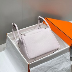 Miglior sito Replica Borsa Hermes Lindy 26 cm viola chiaro con finiture dorate Imitazioni Outlet Online