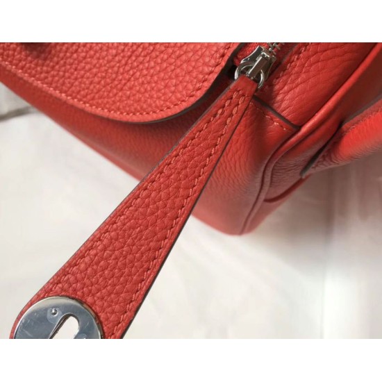 Miglior sito Replica Borsa Hermes Lindy 26 cm Rosso con finiture dorate Imitazioni Outlet Online