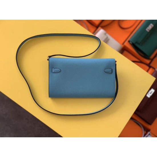Miglior sito Replica Portafoglio Hermes Kelly Classique To Go Epsom Blu Imitazioni Outlet Online
