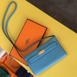 Miglior sito Replica Portafoglio Hermes Kelly Classique To Go Epsom Blu Imitazioni Outlet Online