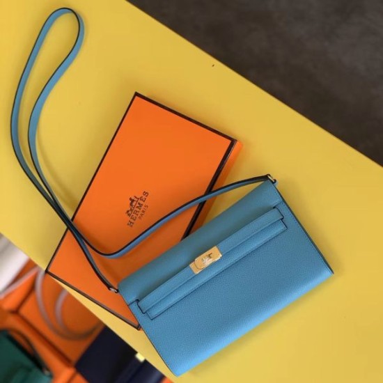 Miglior sito Replica Portafoglio Hermes Kelly Classique To Go Epsom Blu Imitazioni Outlet Online