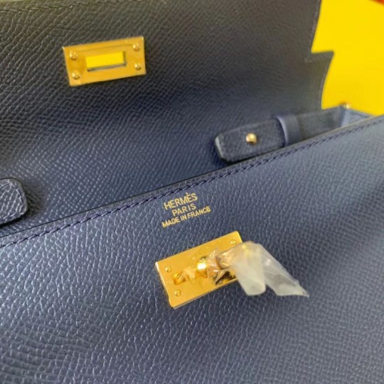 Miglior sito Replica Portafoglio Hermes Kelly Classique To Go Epsom Blu Scuro Imitazioni Outlet Online