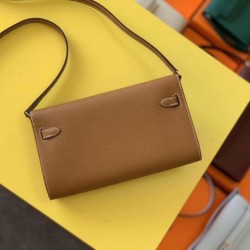 Miglior sito Replica Portafoglio Hermes Kelly Classique To Go Epsom marrone Imitazioni Outlet Online