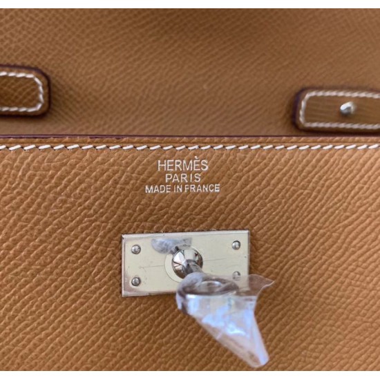 Miglior sito Replica Portafoglio Hermes Kelly Classique To Go Epsom marrone Imitazioni Outlet Online